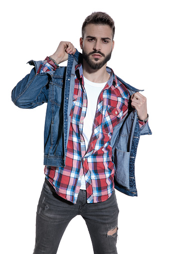 gaya jaket jeans 2025